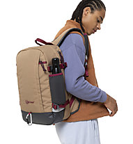 Eastpak Out Safepack - zaino tempo libero, Brown