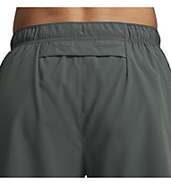 Nike Dri-FIT Challenger 7" - pantaloni corti running - uomo, Green