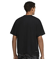 Nike Sportswear Tech Essentials - T-Shirt - Herren , Black 
