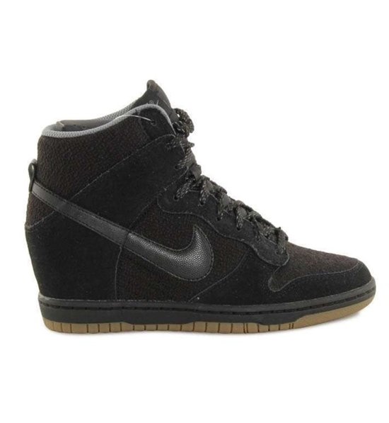 wmns dunk sky hi essential