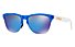 Oakley Frogskins Lite - occhiali da sole sportivi, Matte Translucent Sapphire